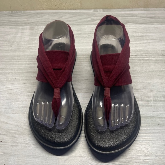 Sanuk Maroon Dark Red Fabric Yoga Mat Thong Sling Back Sandal size Womens 8 - Picture 2 of 9